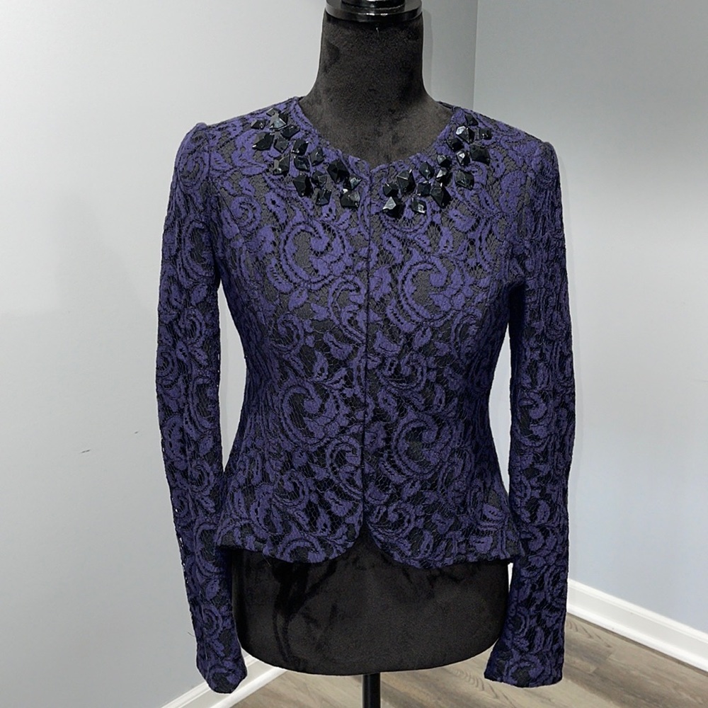 HEED Lace black navy blazer size 4 embellished